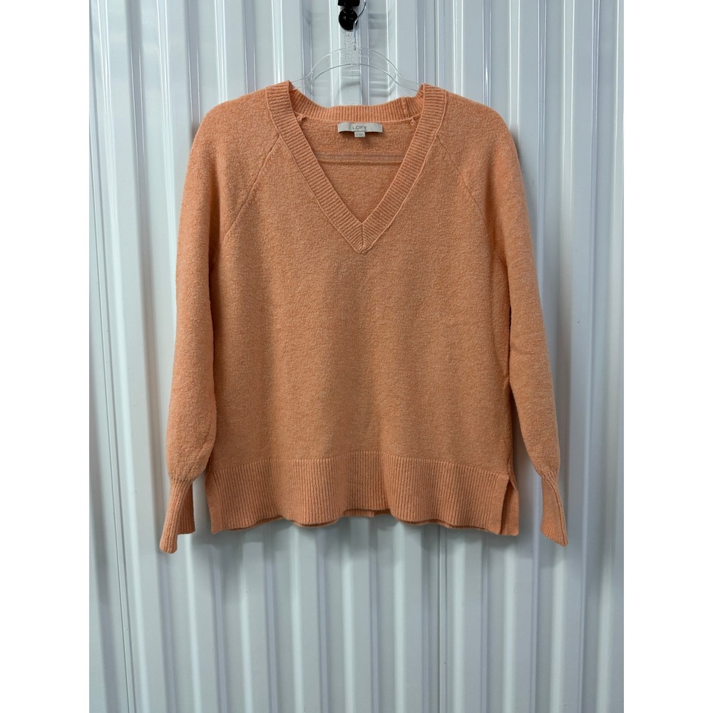 LOFT V-Neck Sweater Women Small Peach Excellent Raglan Sleeve Side Slit Pullover
